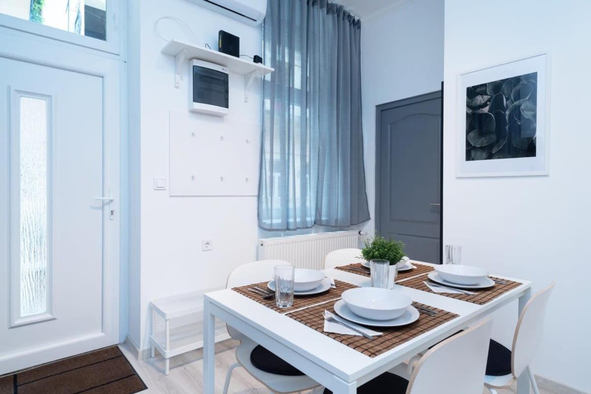 Ideal New Apartment In The Center บูดาเปสต์ ภายนอก รูปภาพ