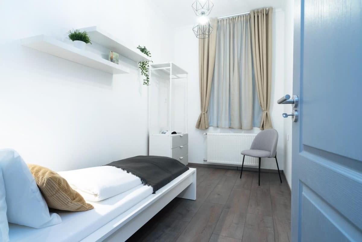 Ideal New Apartment In The Center บูดาเปสต์ ภายนอก รูปภาพ
