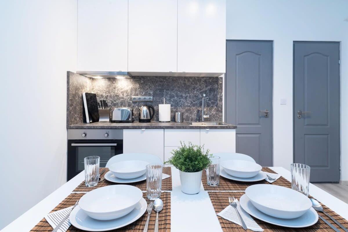 Ideal New Apartment In The Center บูดาเปสต์ ภายนอก รูปภาพ